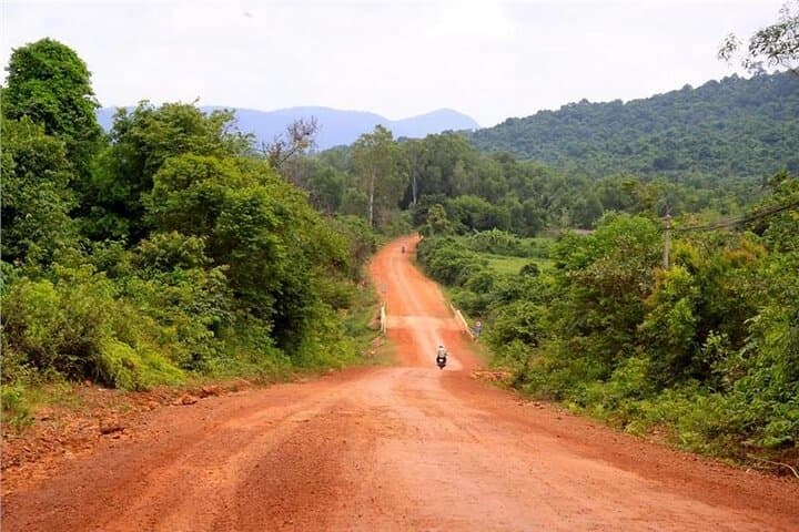 Half-Day Motorbike Tour in Phu Quoc: Rainforest Trails, Starfish Beach & Rach Vem Village photo 2
