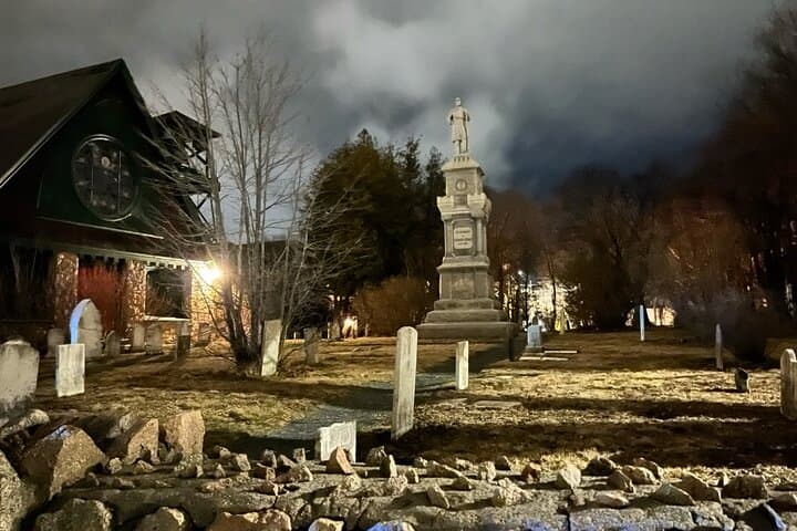 Bar Harbor Ghost Walk: 90-Minute Haunted History Tour Along Shore Path