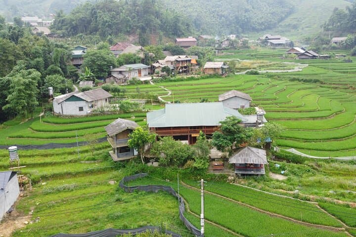 2-Day Sapa Trek & Fansipan Cable Car: Homestay, Rice Terraces, and Ethnic Villages photo 5