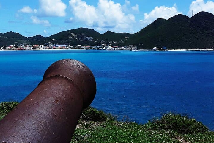 Fort Views & Cheese Tasting on St. Martin–St. Maarten: Small-Group History Tour