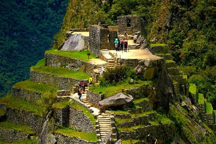 Full-Day Private Machu Picchu from Cusco: Train to the Citadel, Guided Tour & Lunch photo 6