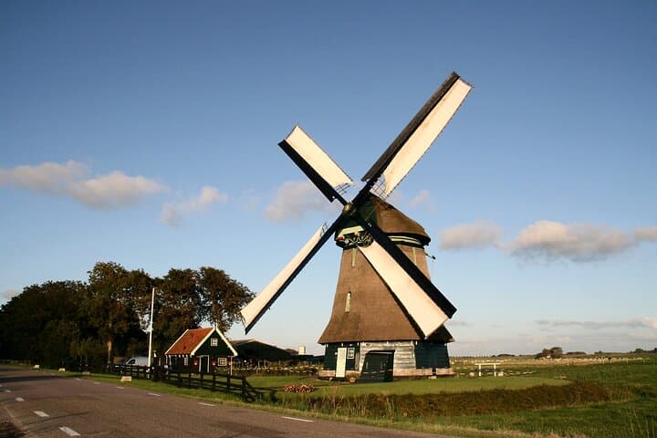 Zaanse Schans & Dutch Countryside Day Trip: Windmills, Cheese Farms & Volendam