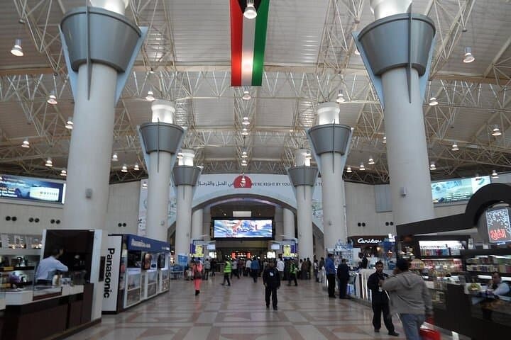 Luxury Private Car & Driver in Kuwait City — Full-Day Sightseeing & Transfers photo 3