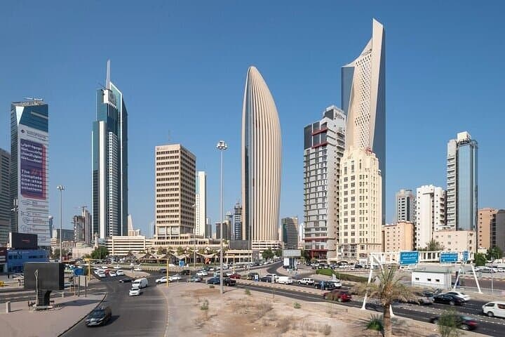 Luxury Private Car & Driver in Kuwait City — Full-Day Sightseeing & Transfers photo 6
