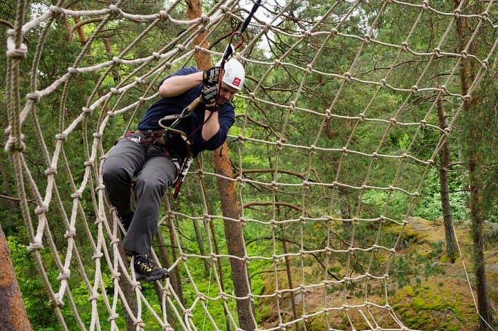 High-Ropes & Minigolf at Treetop Adventure Huippu: A Helsinki Forest Thrill
