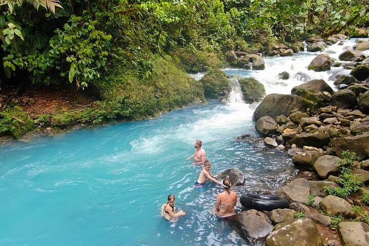 Day Trip to Río Celeste from San José — Waterfall, Blue Lagoon & Private Swim photo 2