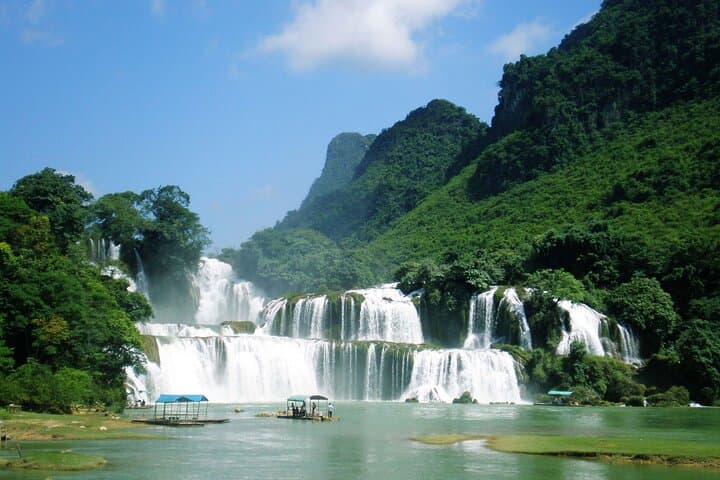 Ban Gioc Waterfall & Ba Be Lake: 3-Day Small-Group Adventure from Hanoi photo 2