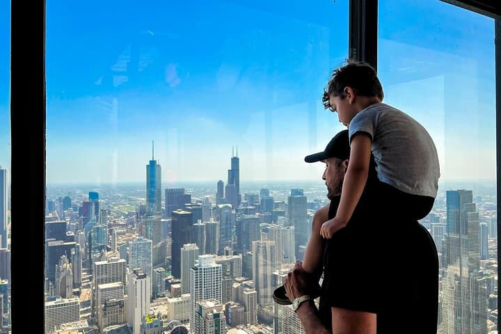 Sip and View: 360 Chicago Observation Deck Guide to the 94th-Floor Experience photo 2