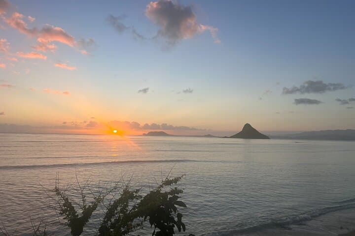 Paddle to Mokoli'i (Chinaman's Hat): Stand‑Up Paddleboard and Summit Hike from Kualoa photo 6