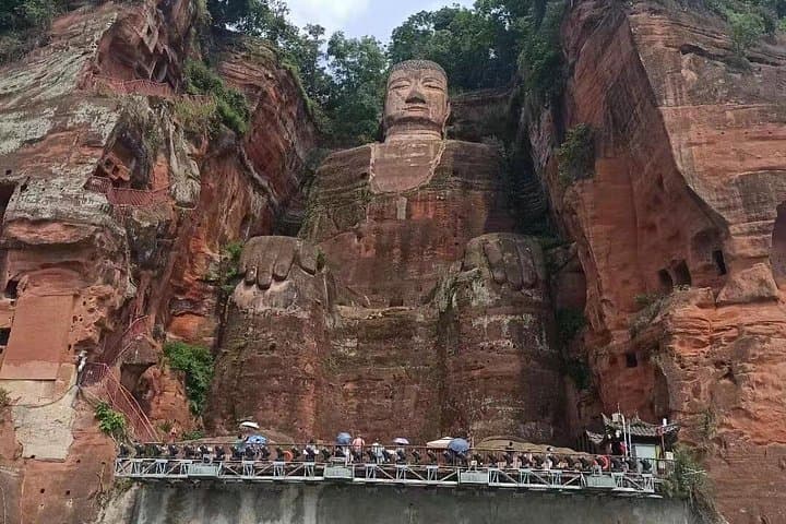 Chengdu to Leshan Giant Buddha: Private Day Tour with Lunch & River Boat photo 2