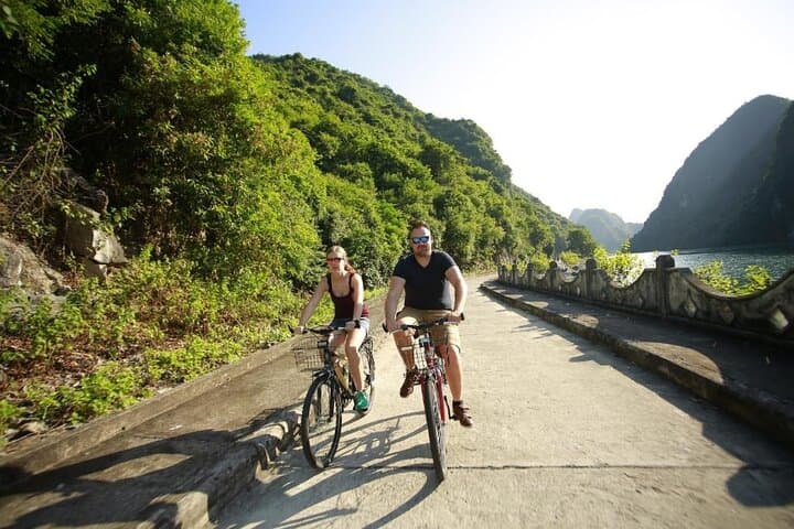 Lan Ha Bay & Cat Ba: 2-Day Boutique Overnight Cruise from Hanoi photo 5