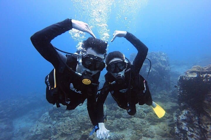 Beginner Scuba Diving in Pulau Perhentian: Discovery Scuba (DSD) Experience