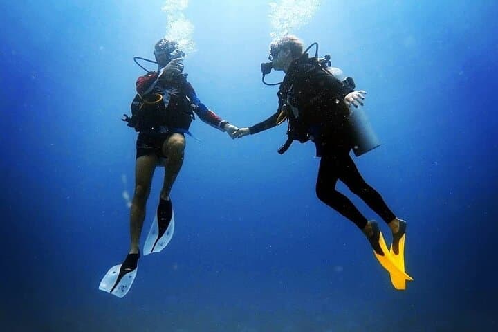 Beginner Scuba Diving in Pulau Perhentian: Discovery Scuba (DSD) Experience photo 2