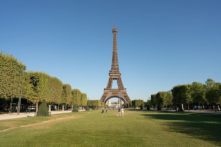 Private Paris City Tour: 3-Hour Guided Drive with Hotel Pickup photo 6