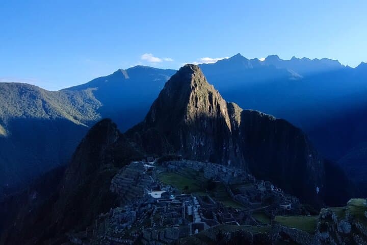 Inca Jungle to Machu Picchu: 4-Day Bike, Trek & Zipline Adventure