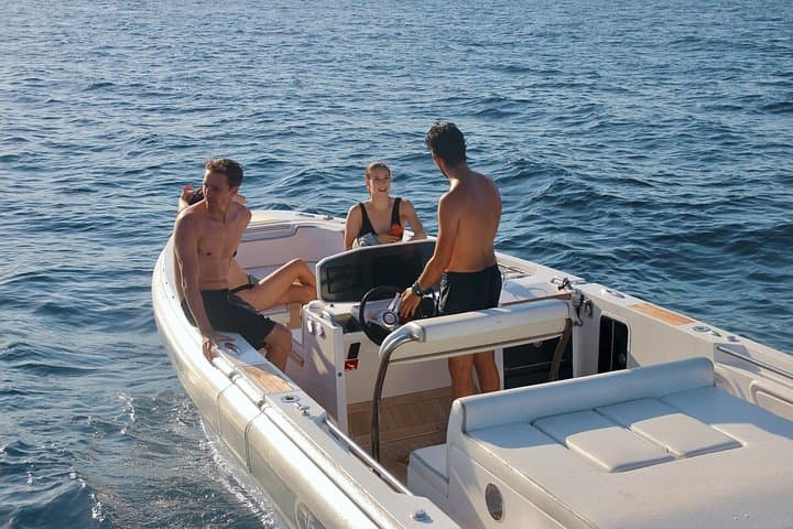 Novurania Chase 23: Private High‑Performance Speed Boat Cruise in Barcelona photo 3