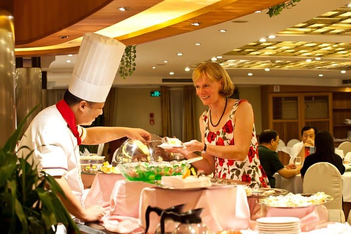 Yangtze River Cruise Yichang to Chongqing: 5-Day Three Gorges Voyage photo 2