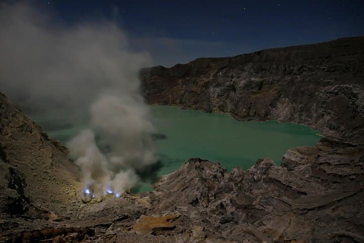 Yogyakarta to Bromo & Ijen: 3-Day Blue Fire, Sunrise and Sewu Waterfall Adventure photo 4