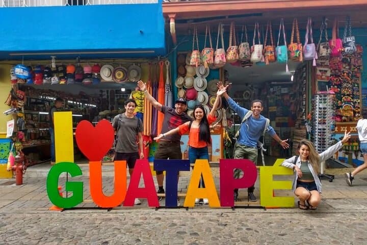 Guatapé & El Peñol Full-Day: Boat Ride, Swim Spot and Authentic Paisa Lunch photo 5