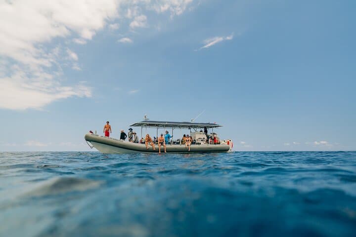 Kailua-Kona 4-Hour Super-Raft Snorkeling Cruise