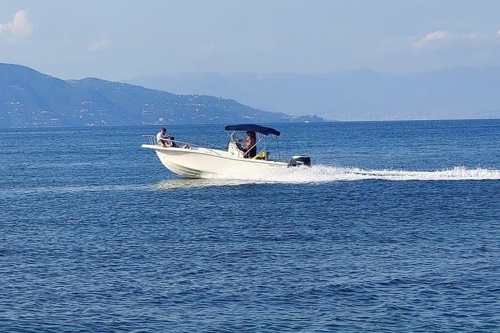 Private Boat to Paxos & Antipaxos — Corfu North‑East Coast Speedboat Excursion photo 3