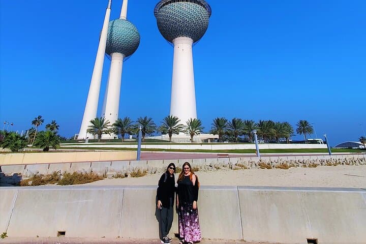 Half-Day Kuwait City & Desert Tour — Towers, Mosques, Camels & Sunset Dunes photo 3