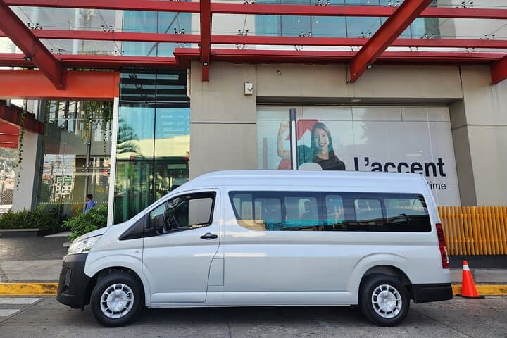 Private Airport Transfer to El Tunco & El Zonte | Comfortable Van from SAL Airport photo 4