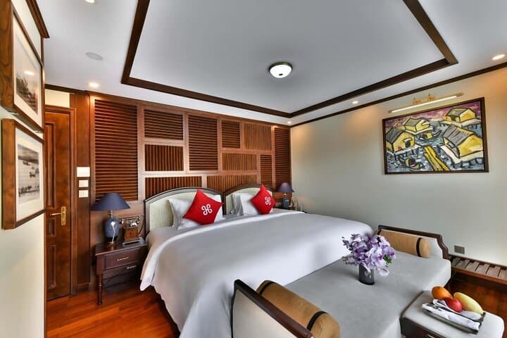 Lan Ha Bay Explorer: 2-Day Heritage Luxury Cruise from Hanoi photo 6