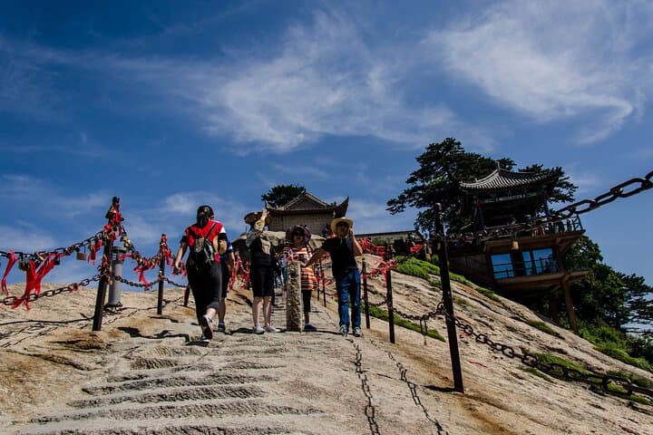 Full-Day Hike on Mt. Huashan from Xi'an — Conquer China’s Precipitous Peak photo 4