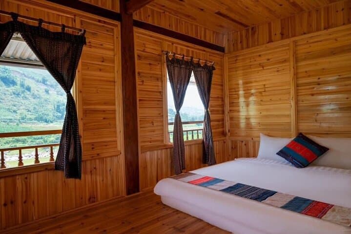 Sapa 2-Day Authentic Homestay Trek Through Muong Hoa Valley photo 4