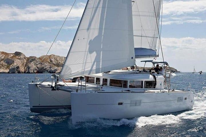 Private Santorini 4-Hour Luxury Catamaran Cruise from Fira