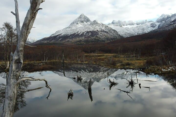 Hike to Laguna Esmeralda: Trek the Emerald Lagoon and Lunch at a Mountain Refuge near Ushuaia photo 5