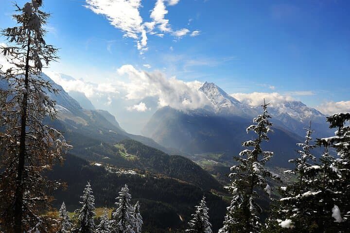 Private Transfer Salzburg to Munich with 3-Hour Stop at Eagle's Nest photo 2