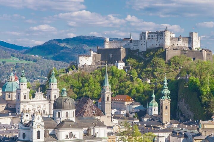 Private Munich to Salzburg Transfer with 3-Hour Eagle's Nest Stop photo 6