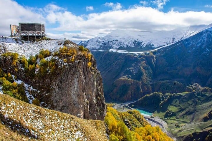 Three-Day Georgian Military Highway: Kazbegi, Ananuri & Gudauri