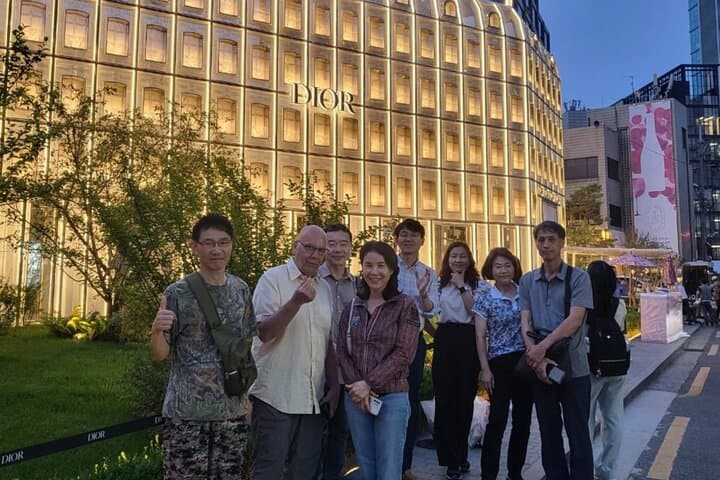 Seongsu-dong Walking Tour — K-Pop, Cafes, Seoul Forest & Handmade Shoes photo 3