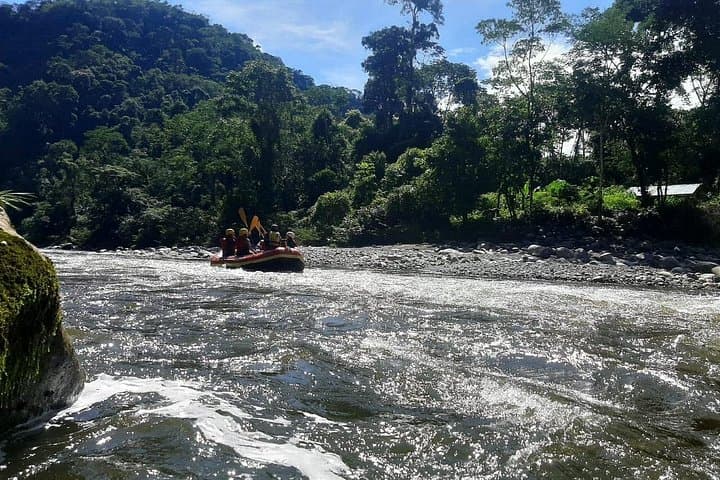 Full-Day Class IV Rafting on the Jondachi & Hollin Rivers — Tena, Ecuador photo 4