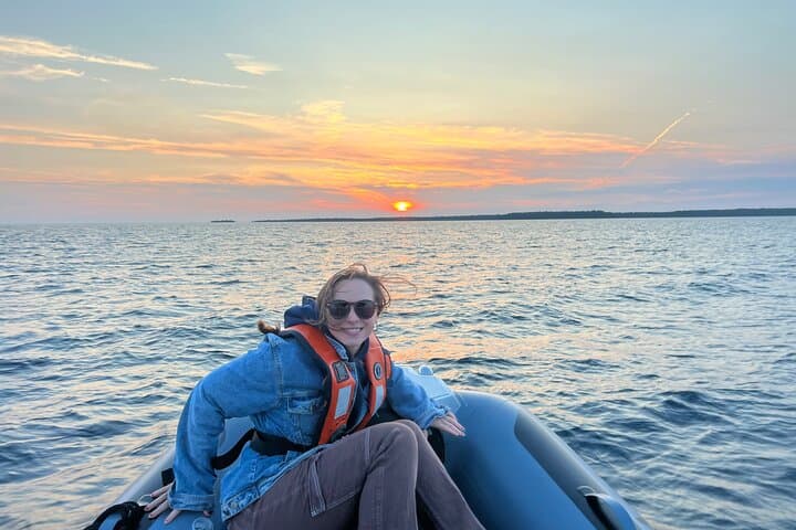 Tobermory Private Boat Tour to the Grotto & Flowerpot Island photo 2