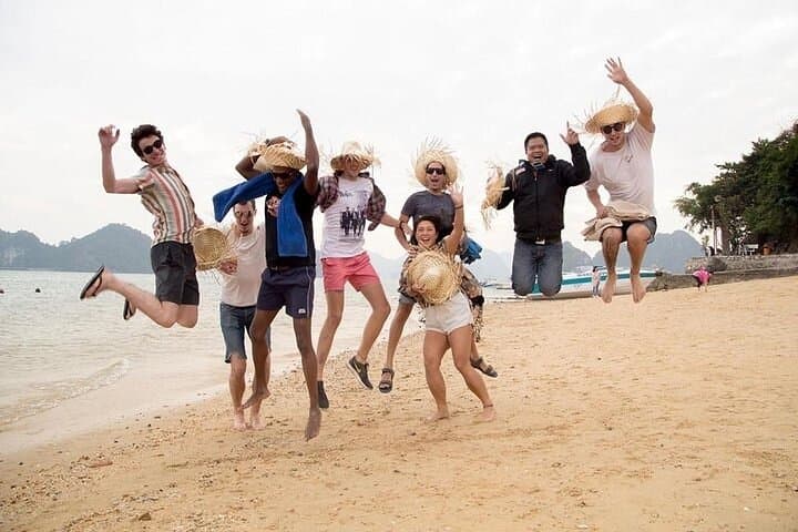 Ha Long Bay and Ninh Binh 2-Day Gateway Tour from Hanoi photo 5