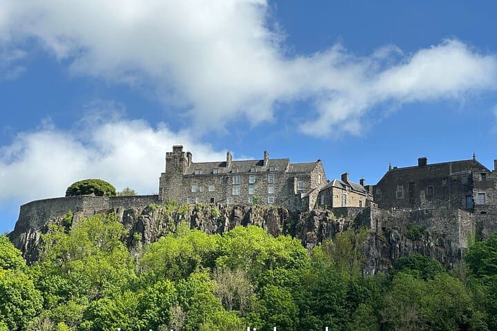 Private Four-Castles Tour from Edinburgh: Stirling, Doune, Drummond & Blackness