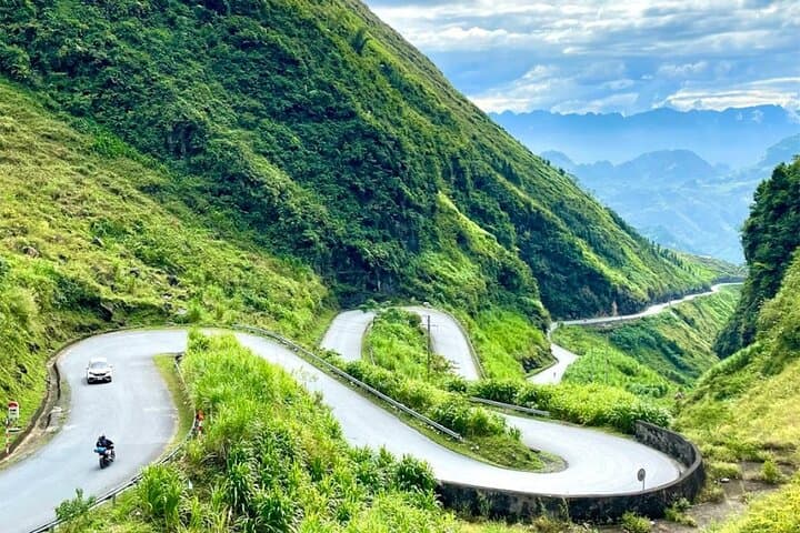 Ha Giang Loop: 3-Day Motorbike Highlights Through Dong Van Karst Plateau