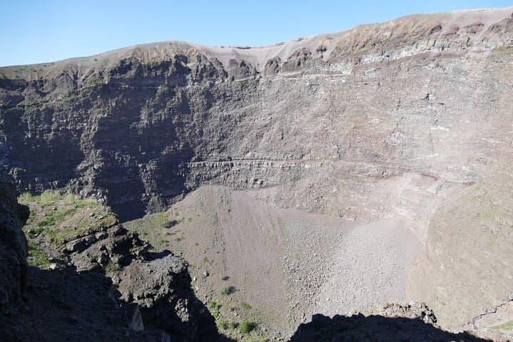 Vesuvius from Naples: Hike to the Crater with Lunch and Bay Views photo 4
