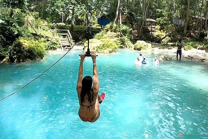 Dunn's River Falls & Blue Hole: Ocho Rios Waterfall Climb and Secret Falls Tour photo 3