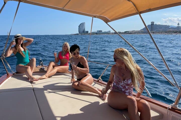 Classic Private Boat Tour Along Barcelona's Waterfront photo 6