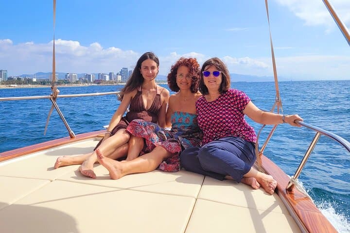 Classic Private Boat Tour Along Barcelona's Waterfront photo 2