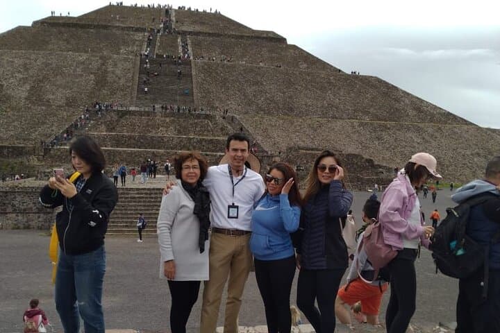 Private Teotihuacan Day Tour: Pyramids, Pulque & Obsidian Workshop from Mexico City photo 2