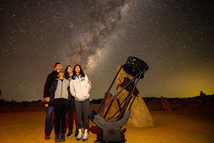Pinnacles Desert Sunset Dinner & Stargazing Tour from Perth