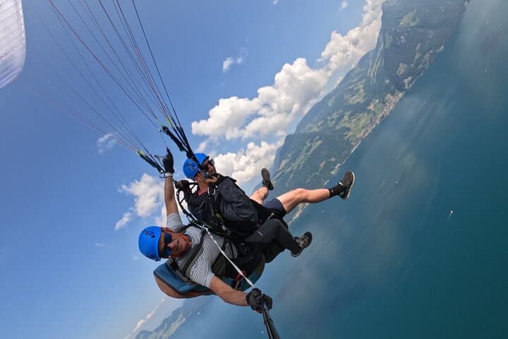 Tandem Paragliding Over Lucerne: Alpine Flights Above Lakes and Valleys photo 4
