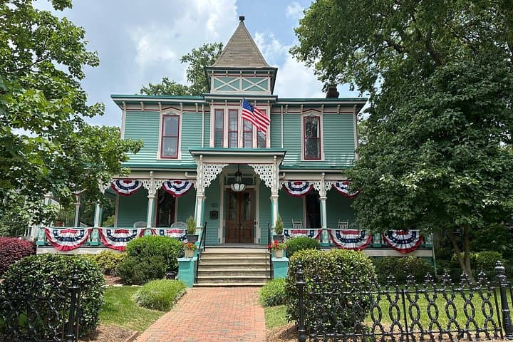 Charlotte Ultimate Southern Charm Cart Tour — Downtown History & Landmarks photo 6