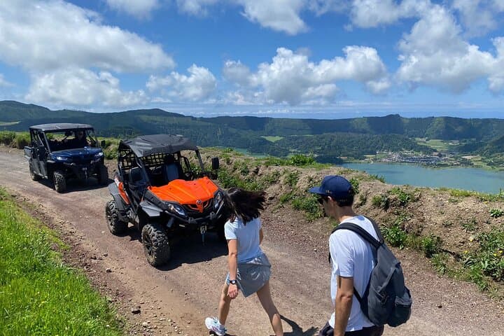 Sete Cidades Buggy Tour: Volcano Crater & Coastal Lunch from Ponta Delgada